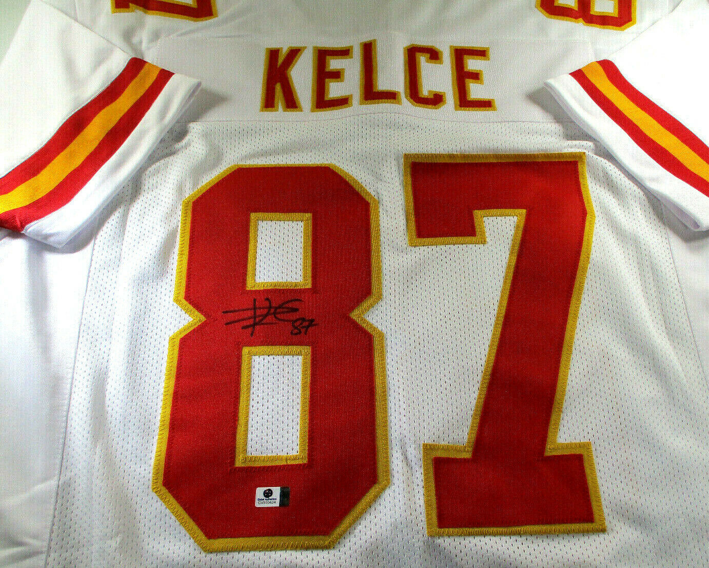 Travis Kelce / Autographed Kansas City Chiefs White Custom Football Jersey / COA
