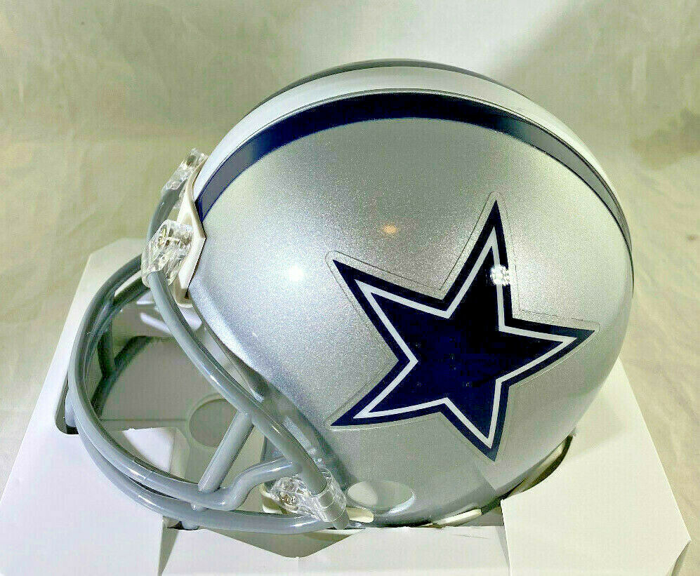 Amari Cooper / Autographed Dallas Cowboys Logo Riddell Mini Helmet / COA