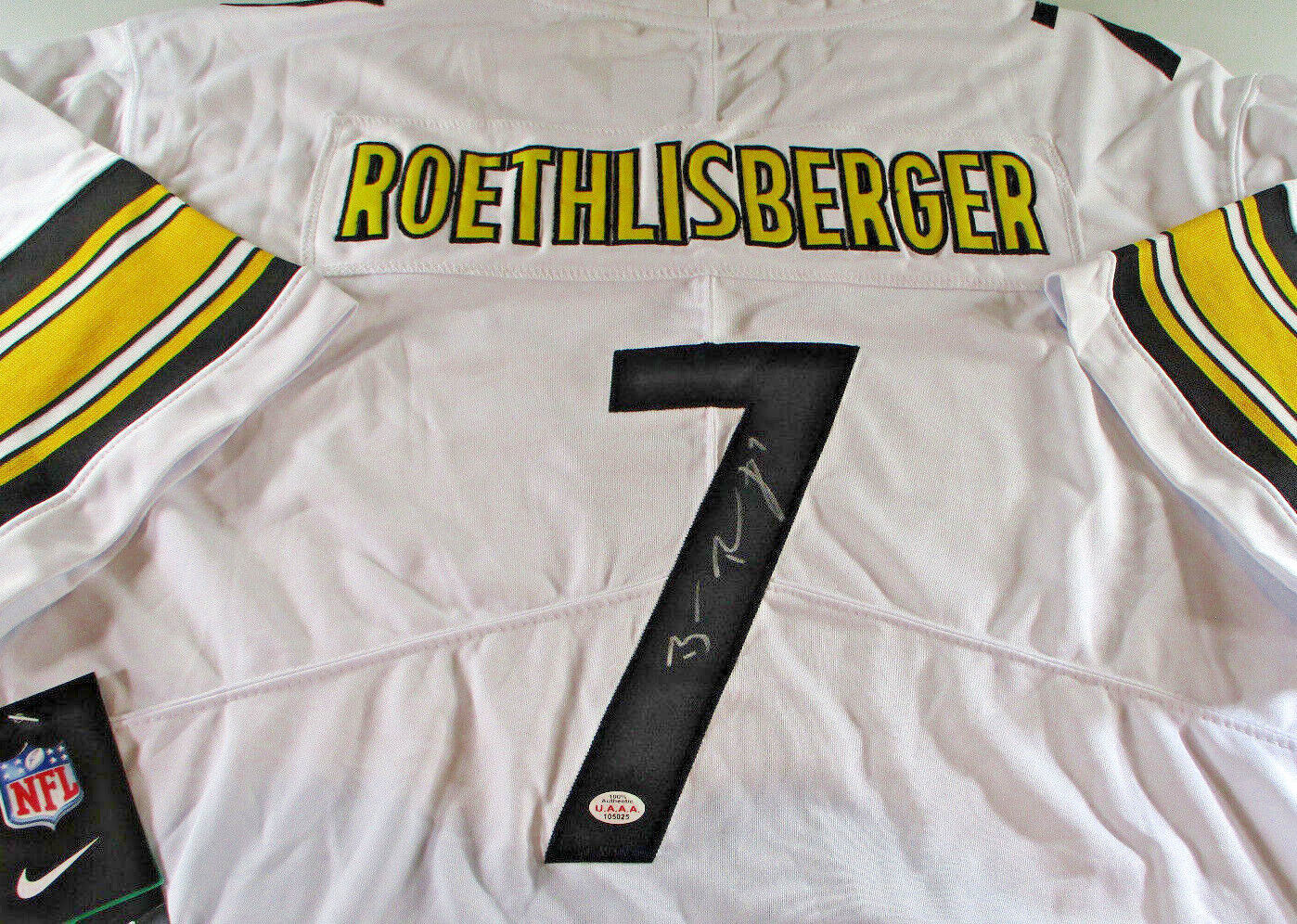 Ben Roethlisberger / Autographed Pittsburgh Steelers Pro Style Jersey / COA