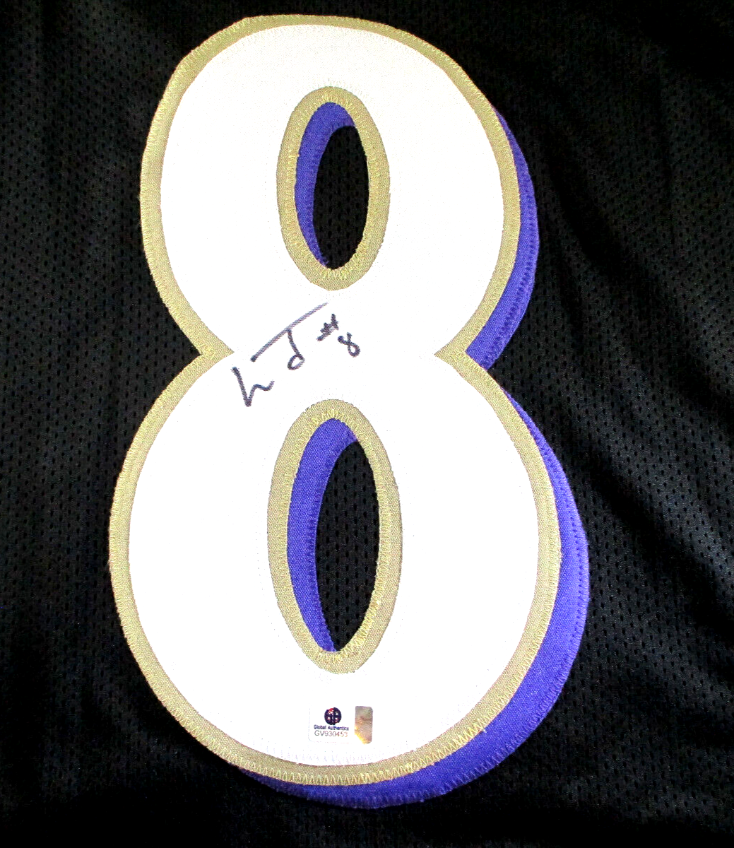 Lamar Jackson / Autographed Baltimore Ravens Custom Football Jersey / C.O.A.